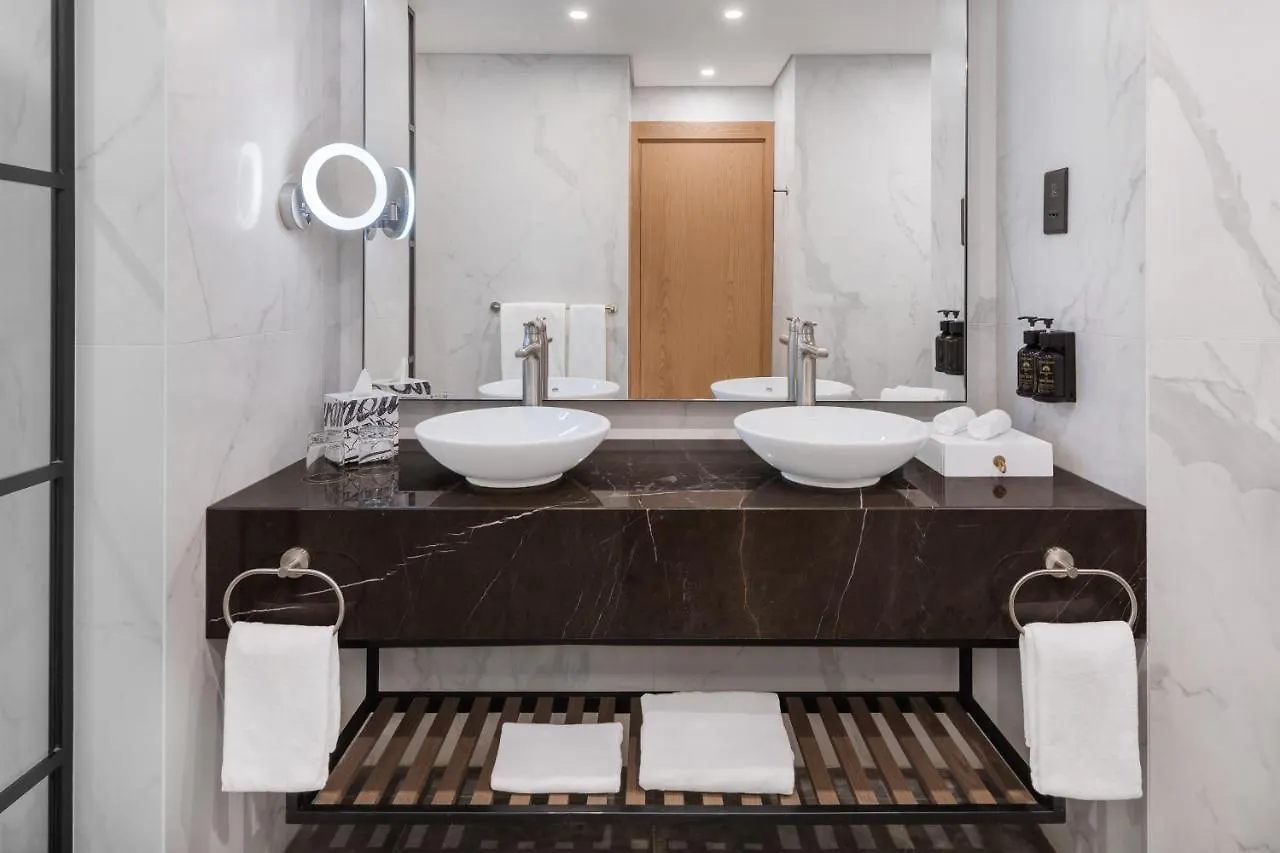 Paramount Hotel Midtown Dubaj 5*,  Egyesült Arab Emírségek